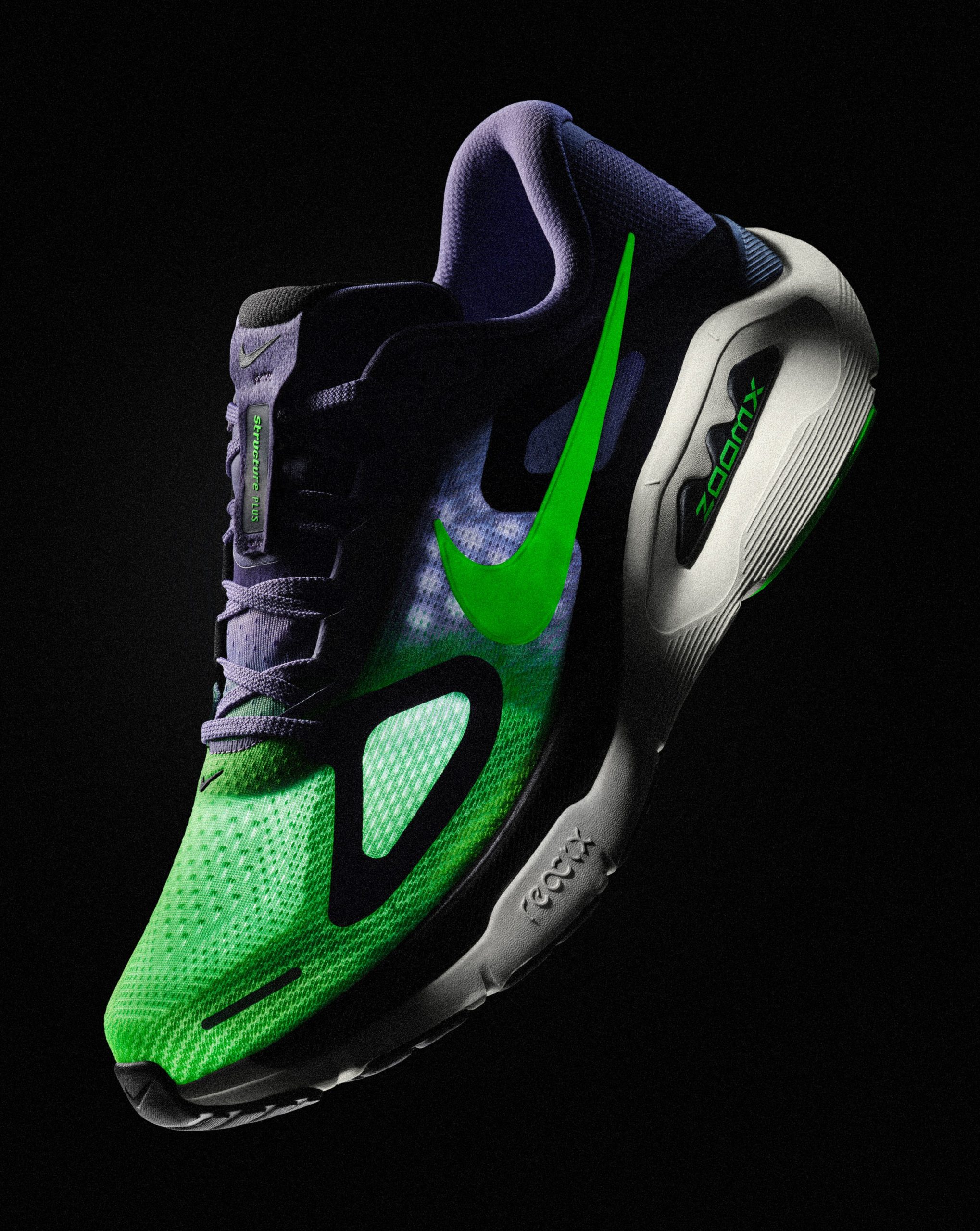 Detalle del talón de las Nike Structure Plus